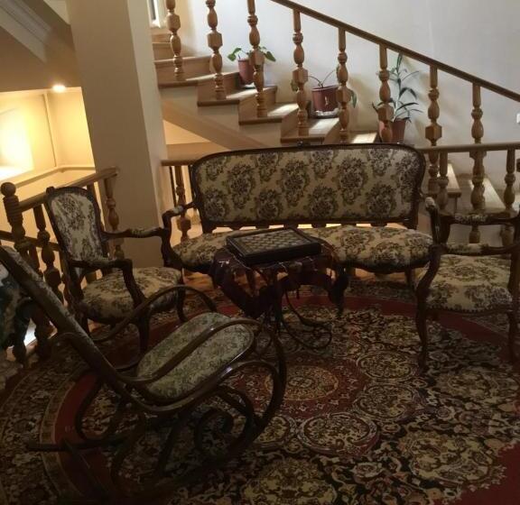 هاستل Luse Guest House