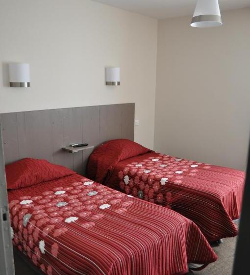 مبيت وإفطار Auberge Des Platanes