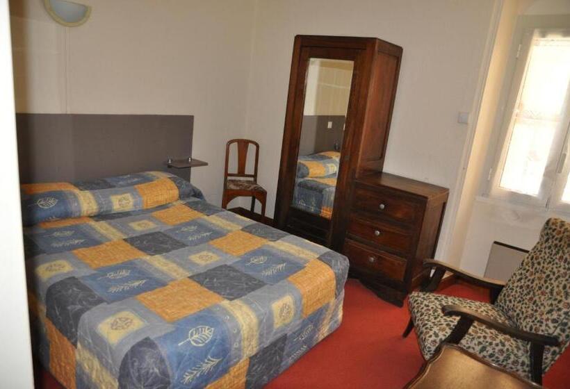 مبيت وإفطار Auberge Des Platanes