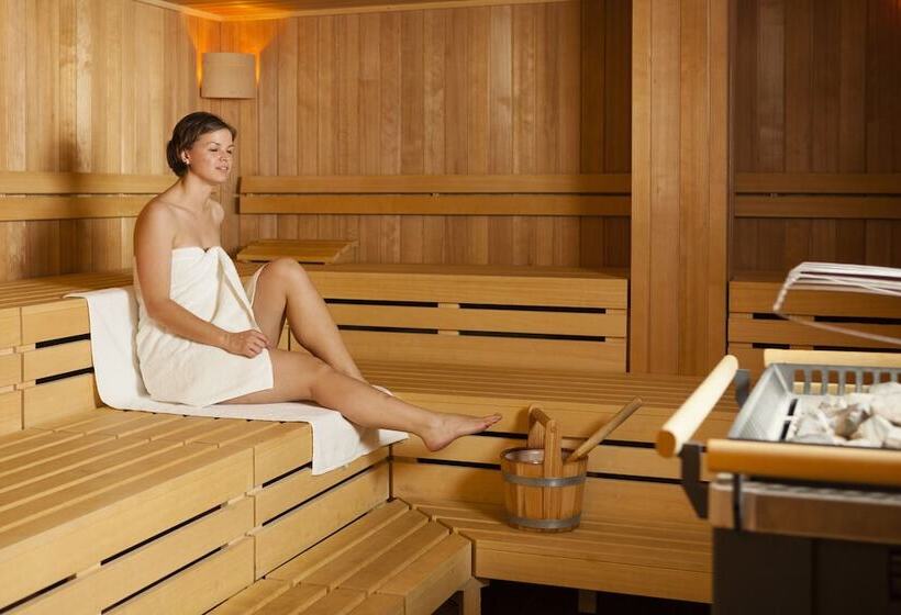 Explorer Hotel Bad Kleinkirchheim