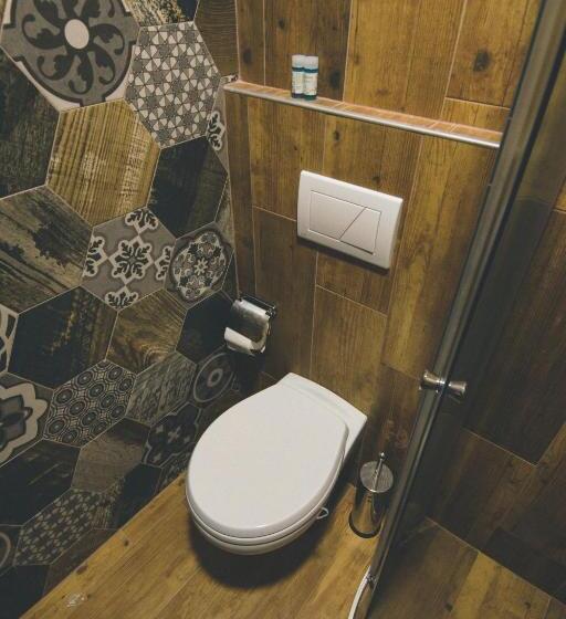 فندق 4 Rooms