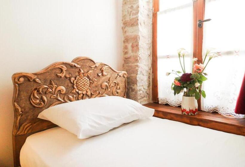 فندق 4 Rooms