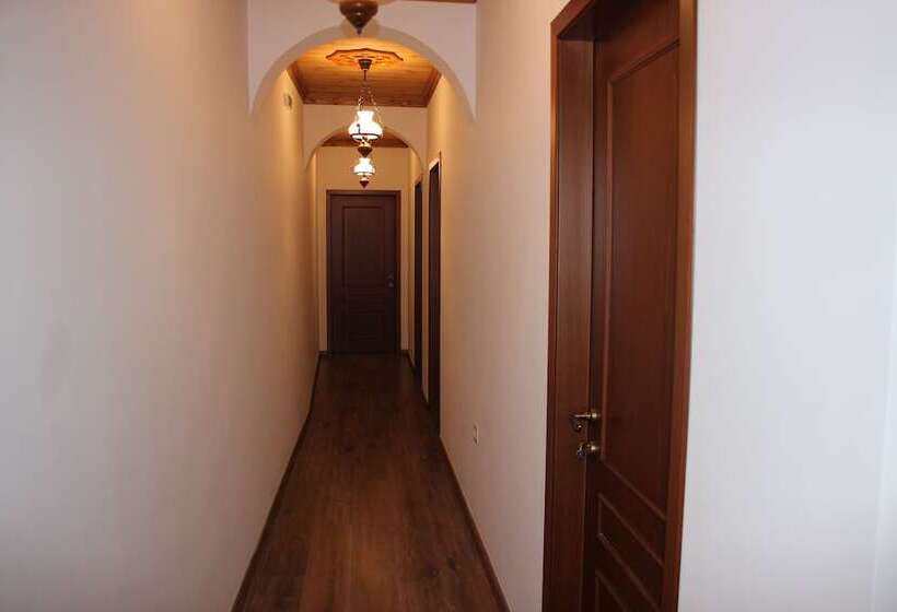 فندق 4 Rooms