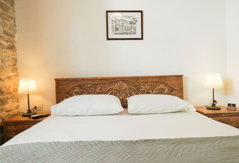 فندق 4 Rooms