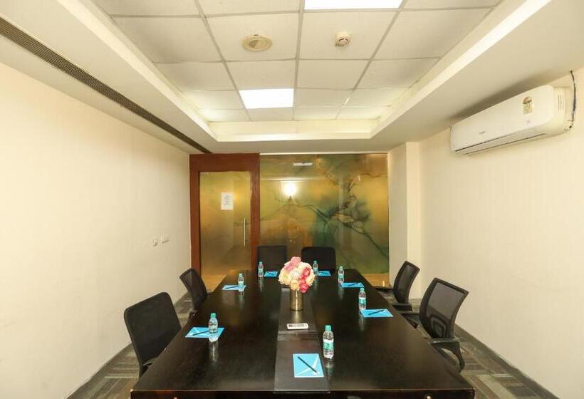 ホテル Hyphen Business