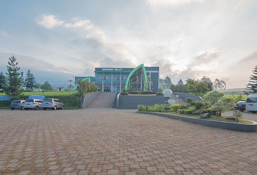 호텔 Reddoorz Syariah @ Sarongge Cianjur