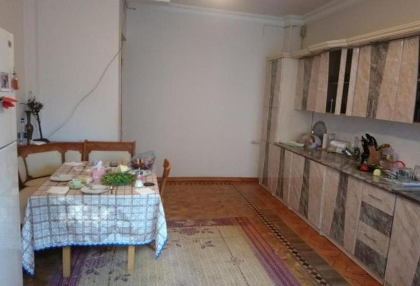 هاستل Luse Guest House