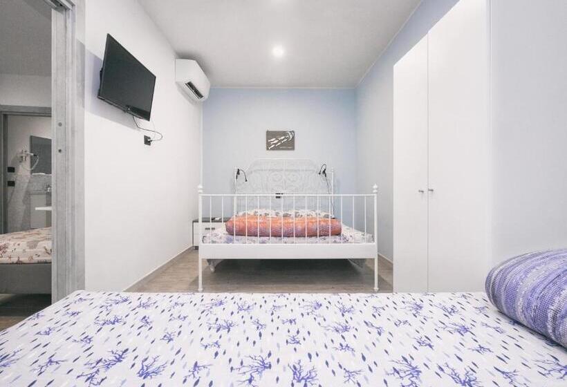 پانسیون Affittacamere Sciacchetra