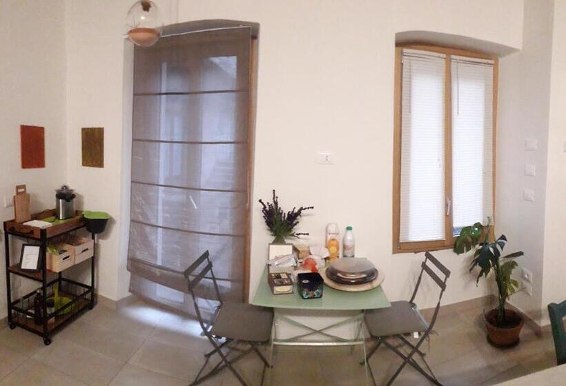 פנסיון Guest House Seme Di Faggio