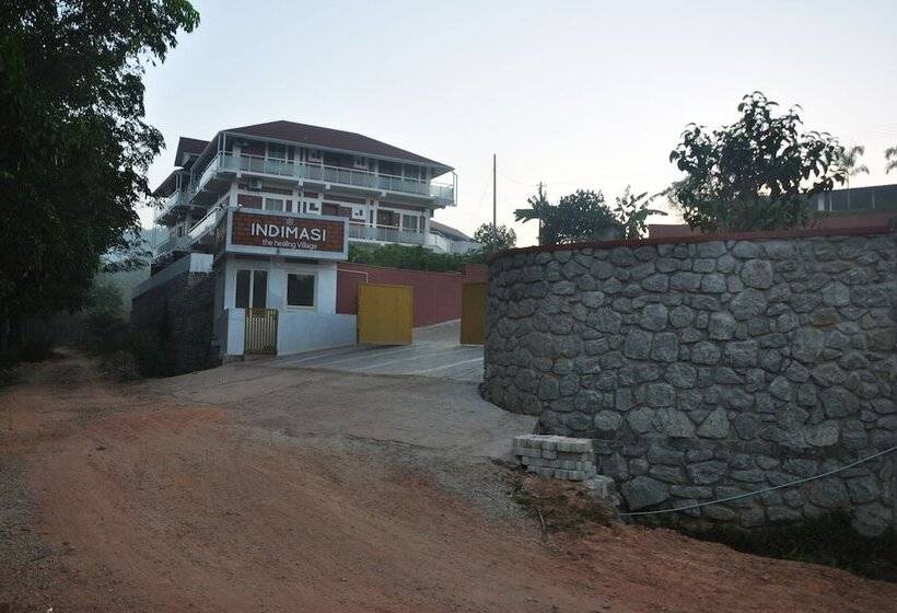 استراحتگاه Indimasi  Ayurveda & Healing Village