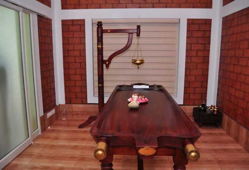 استراحتگاه Indimasi  Ayurveda & Healing Village