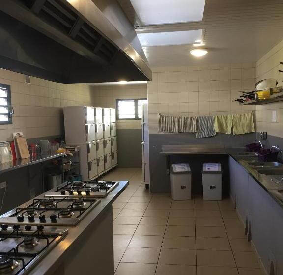 هاستل Auberge De Poé