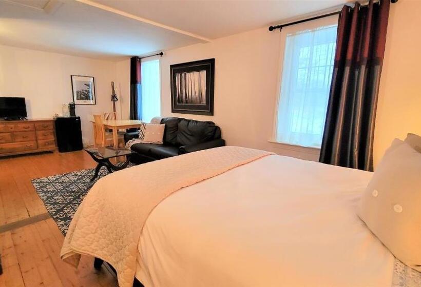 הוסטל Auberge Du Vignoble Bromont