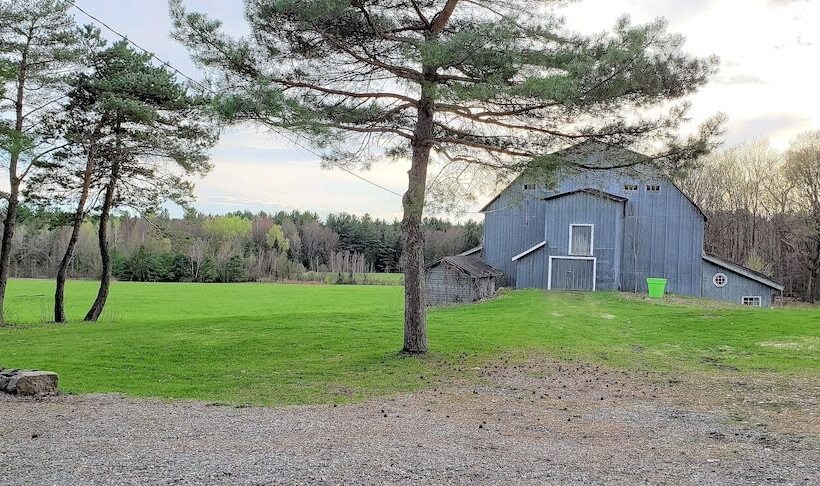 Общежитие Auberge Du Vignoble Bromont