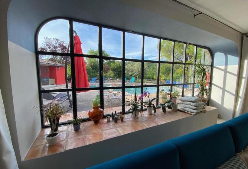 ベッドアンドブレックファースト Le Mas De La Diligence