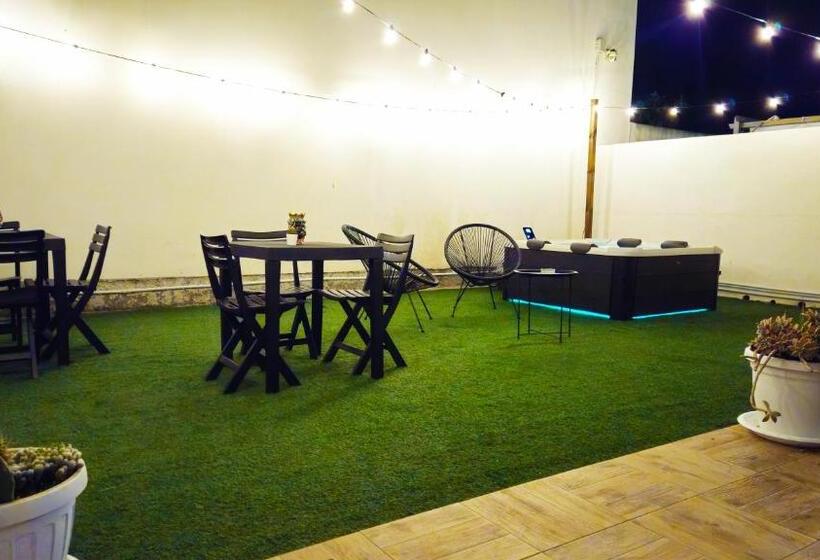 تختخواب و صبحانه Stabile Hospitality