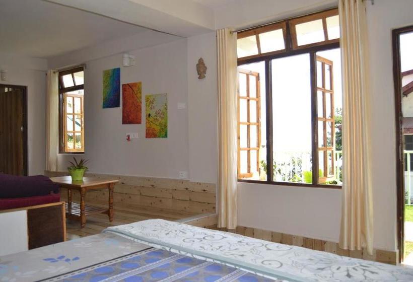 Bed and Breakfast The Gingko Eyrie