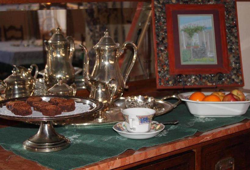 צימר Veranda Historic Inn