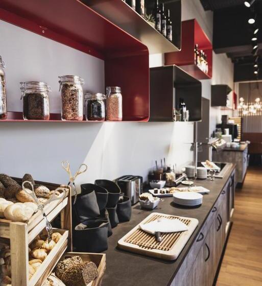 هتل Amedia Express Graz Airport, Trademark Collection By Wyndham