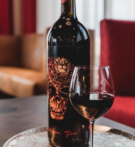 هتل Amedia Express Graz Airport, Trademark Collection By Wyndham