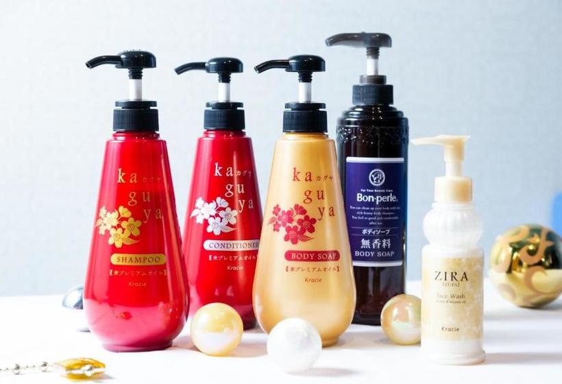 Отель Chapel Story Sakaihigashi