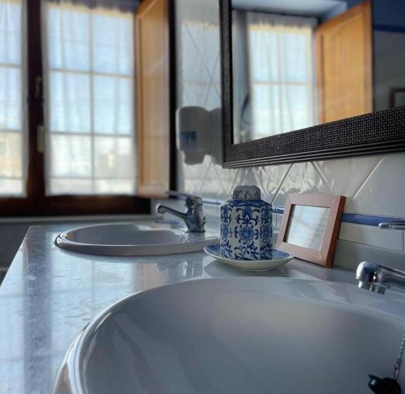 Отель Rural As Laguas