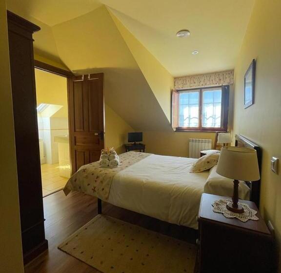 Отель Rural As Laguas