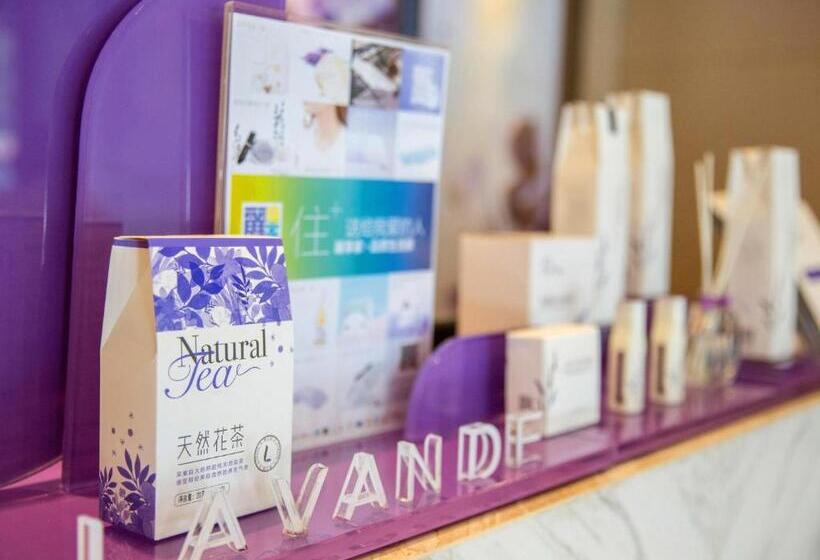 Lavande Hotel Yibin University City Exhibition Center