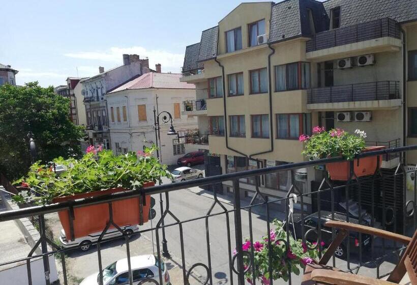 بنسيون Casa Ruxandrei