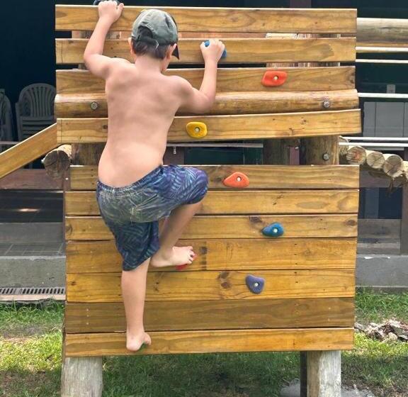 پانسیون Pousada Sintramog