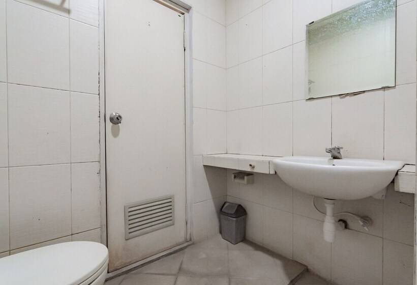 펜션 Reddoorz Near Institut Teknologi Bandung 2