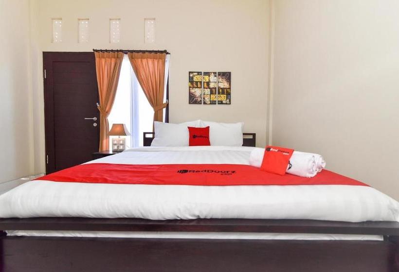 膳宿费 Reddoorz Plus Near Jalan Imam Bonjol Denpasar