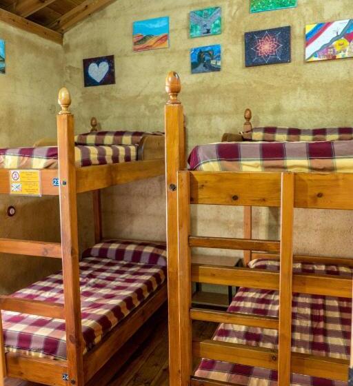 Albergue San Miguel   Sólo Para Peregrinos