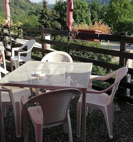 住宿加早餐  Fattoria Del Pino