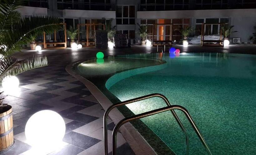 هتل Allure Beach Resort Apart