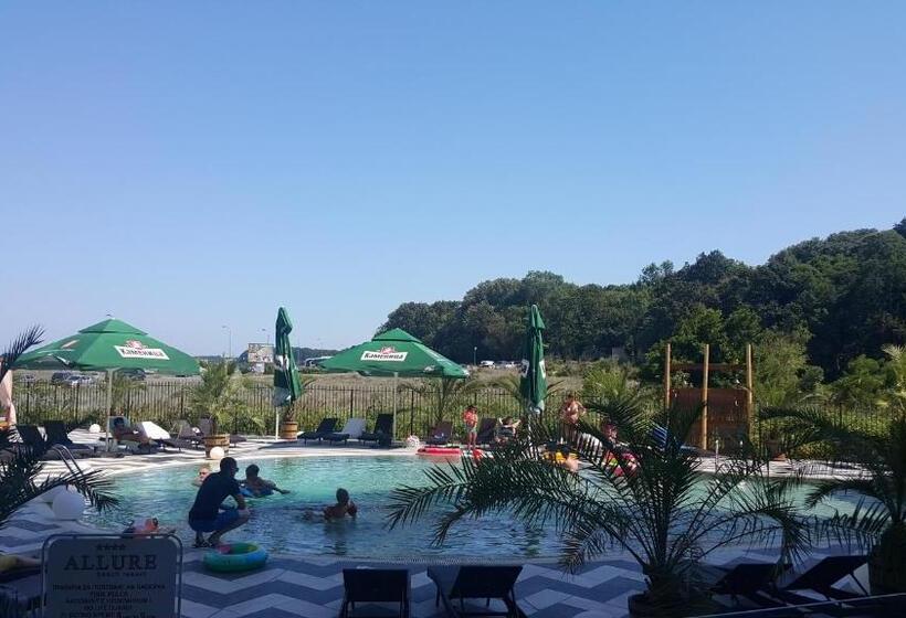 هتل Allure Beach Resort Apart