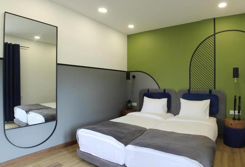 호텔 Hover Boutique