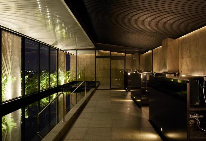 호텔 Isoras Cikarang