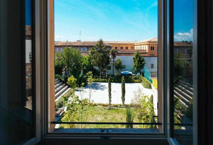 펜션 Bb Porta Augustea   Fano