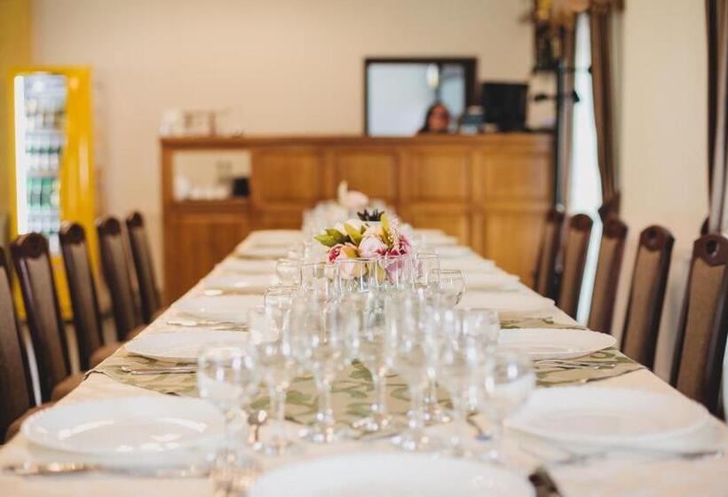 膳宿费 Magic Garden By Vlăduț