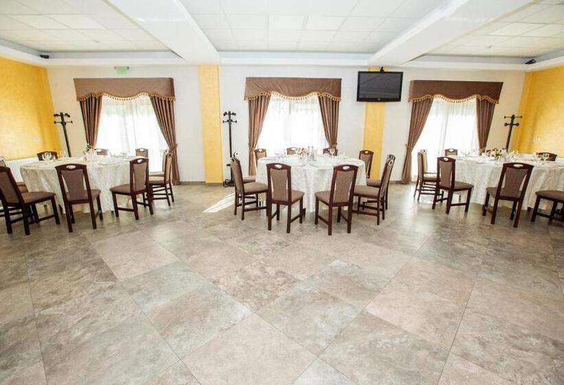 膳宿费 Magic Garden By Vlăduț