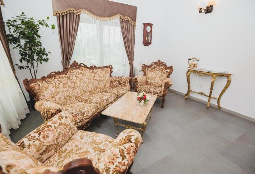 膳宿费 Magic Garden By Vlăduț