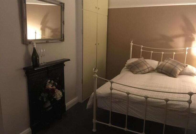 مبيت وإفطار Trethewey Guest House