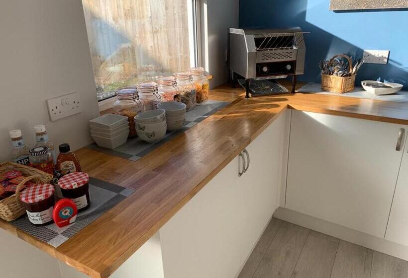 민박 Trethewey Guest House