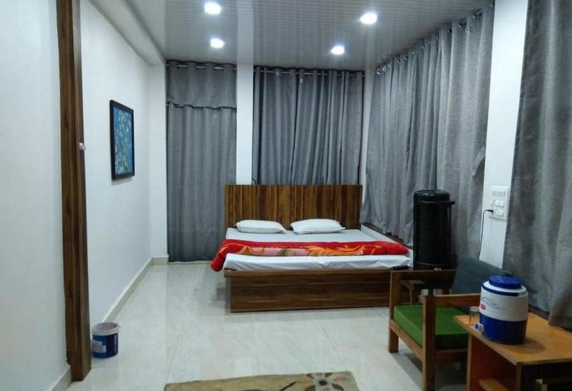 Condo Hotel A Unit Of Rajvihar