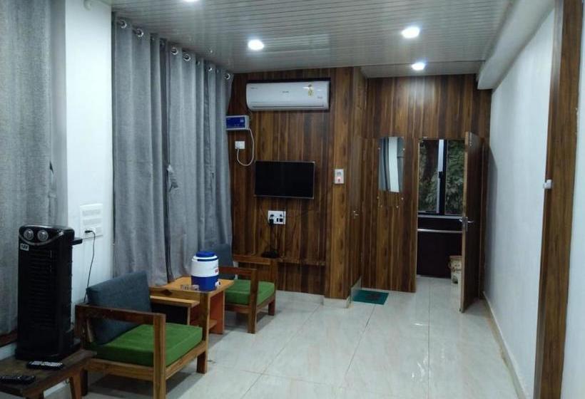 Condo Hotel A Unit Of Rajvihar