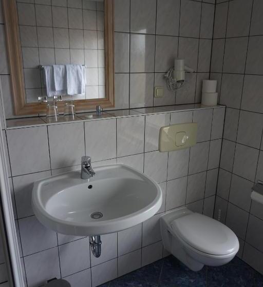 Отель Am Bahnhof