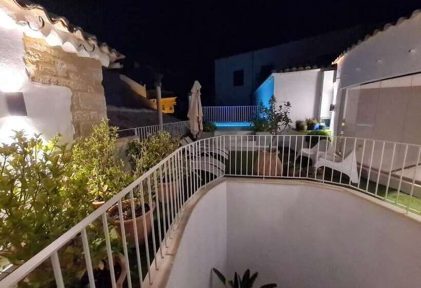 Отель Don Juan Boutique