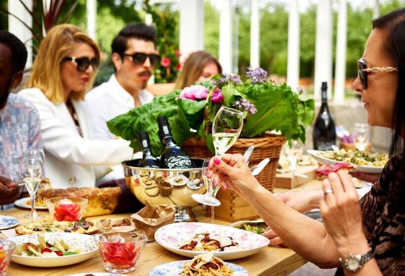 בית מלון כפרי Gio; Bw Signature Collection