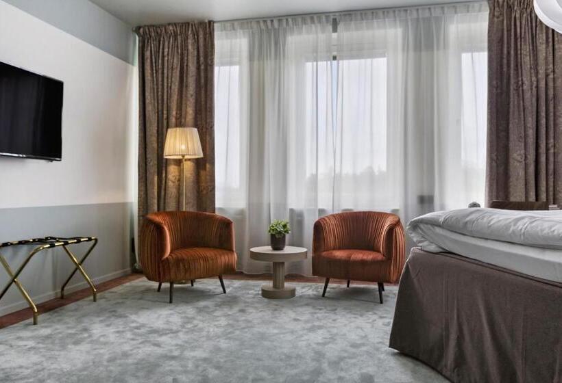 בית מלון כפרי Gio; Bw Signature Collection